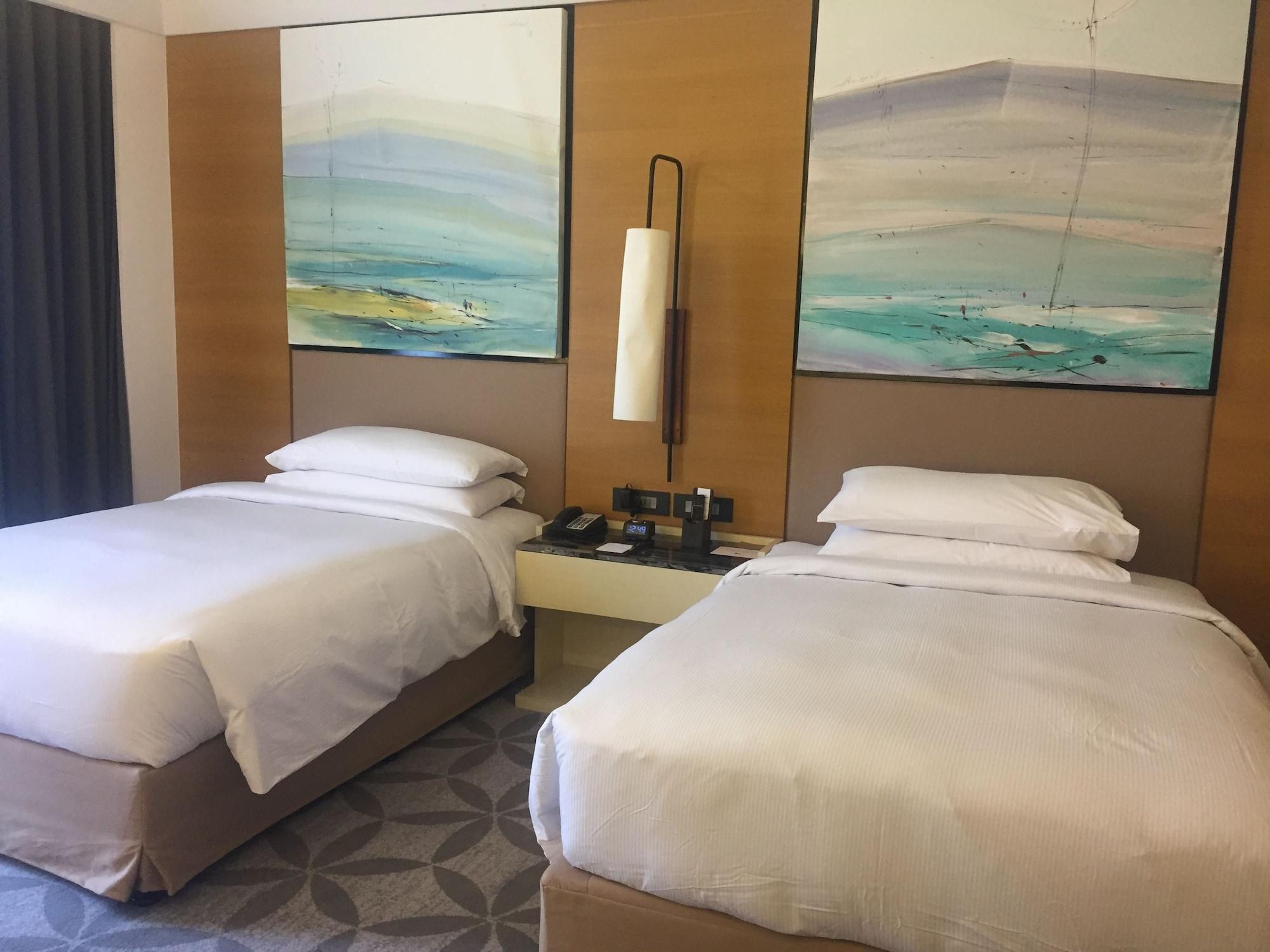 艾哈迈达巴德希尔顿逸林酒店 阿穆达巴 外观 照片