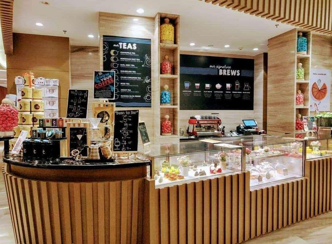 艾哈迈达巴德希尔顿逸林酒店 阿穆达巴 外观 照片